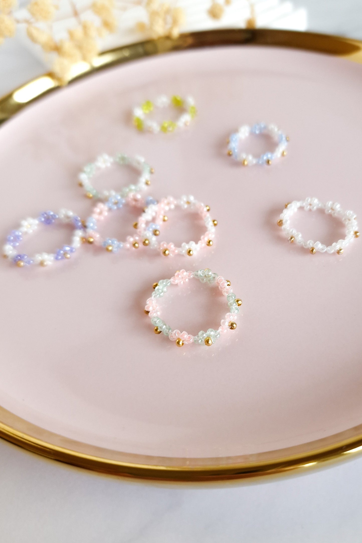 Beaded Daisy Flower Ring