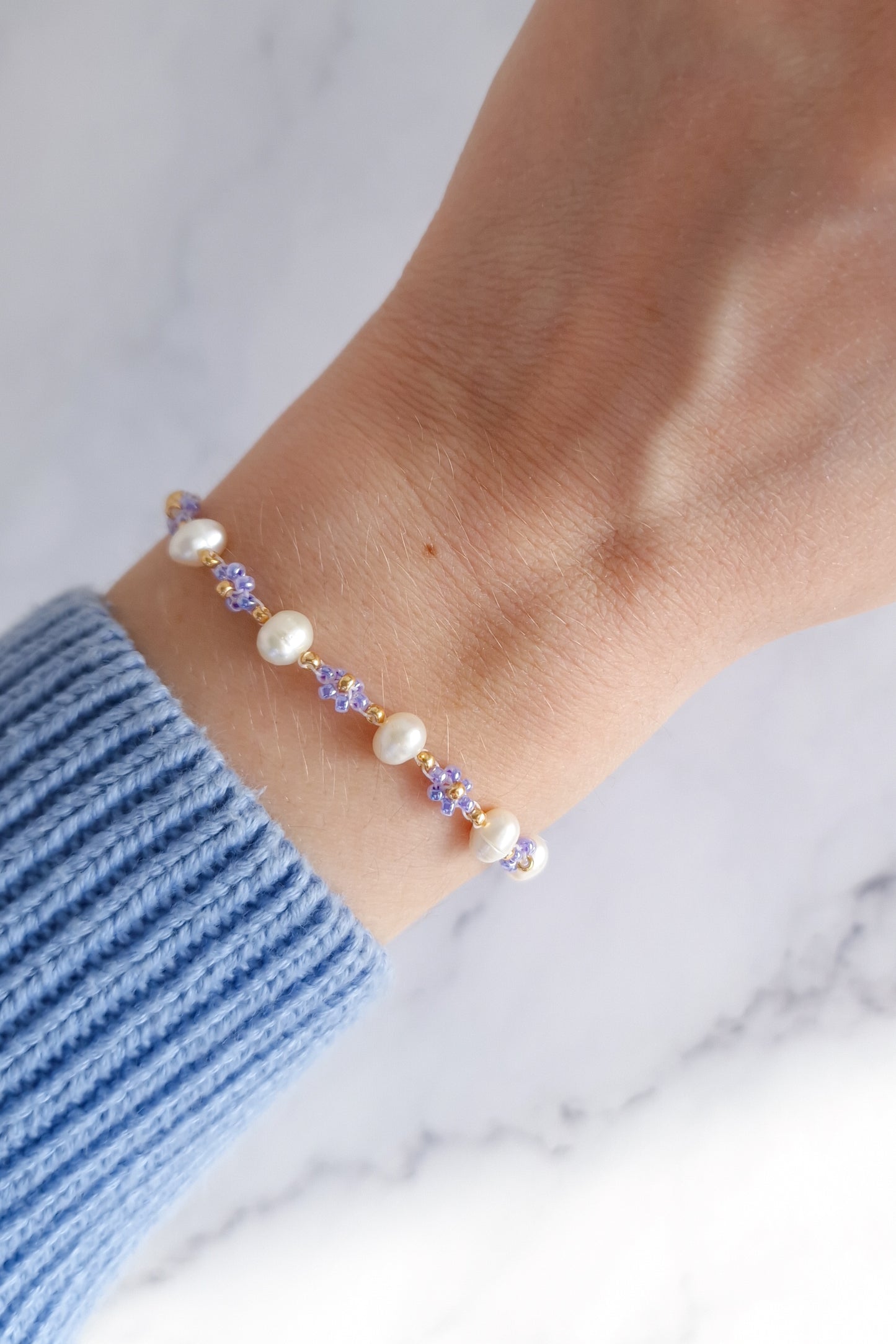 Daisy Flower Bracelet with Freshwater Pearls